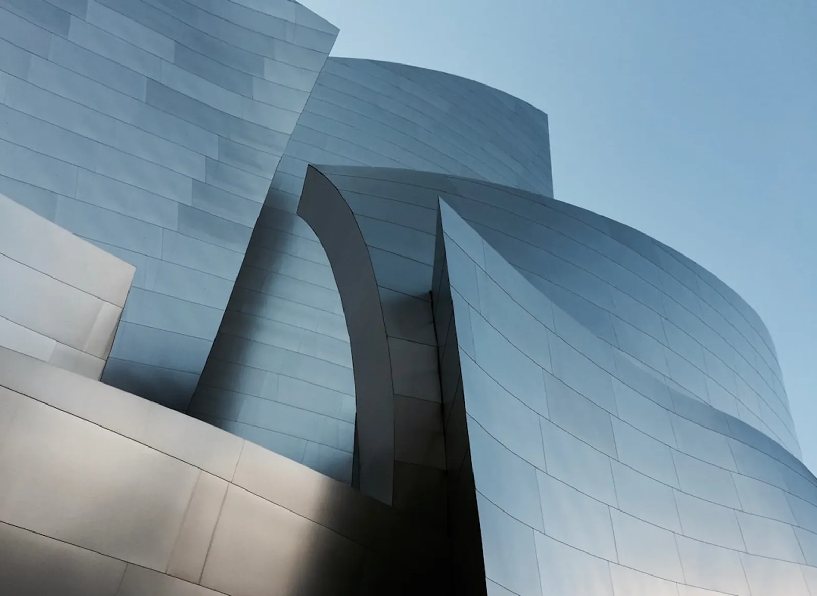 Façade architecturale contemporaine
